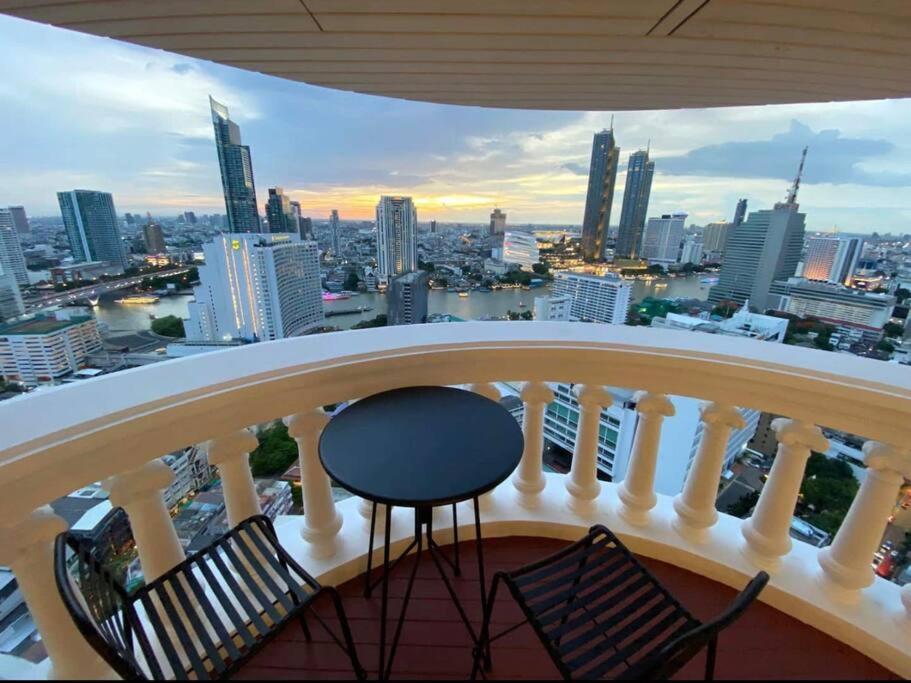 Central Bangkok, 5 Stars River View & Characteristic Decor Zewnętrze zdjęcie